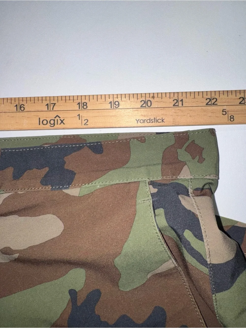 Polo Ralph Lauren Golf Camo Performance Stretch Shorts Size 40 (Actual 42)